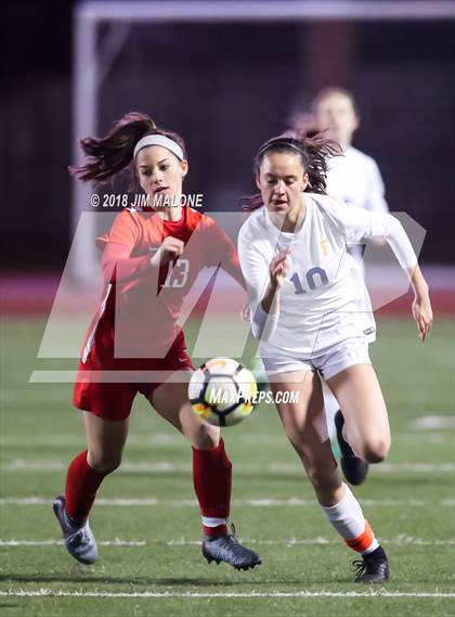Thumbnail 2 in Carondelet vs. Foothill (CIF NCS D1 Semifinals) photogallery.