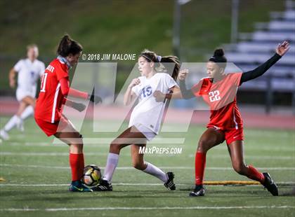 Thumbnail 3 in Carondelet vs. Foothill (CIF NCS D1 Semifinals) photogallery.