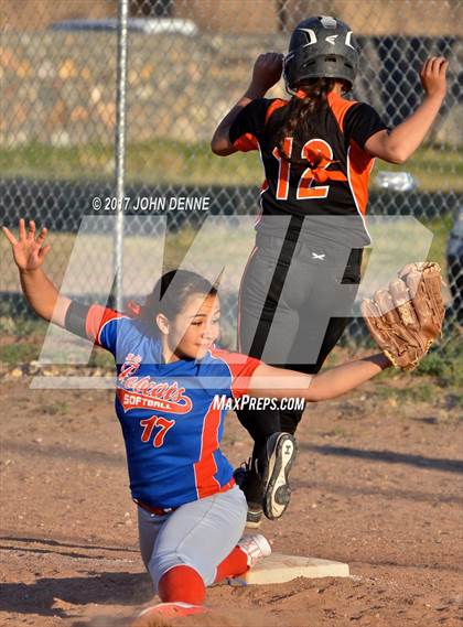 Thumbnail 3 in McCurdy vs. Taos photogallery.