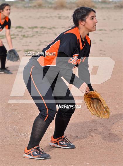 Thumbnail 3 in McCurdy vs. Taos photogallery.