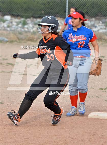 Thumbnail 3 in McCurdy vs. Taos photogallery.