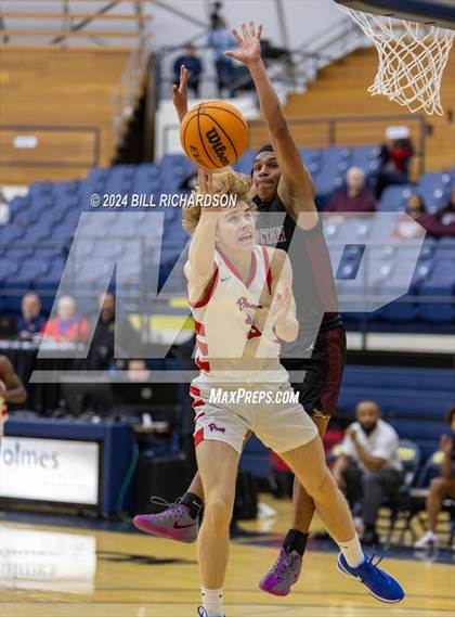 Thumbnail 1 in Jackson Prep vs. Choctaw Central photogallery.