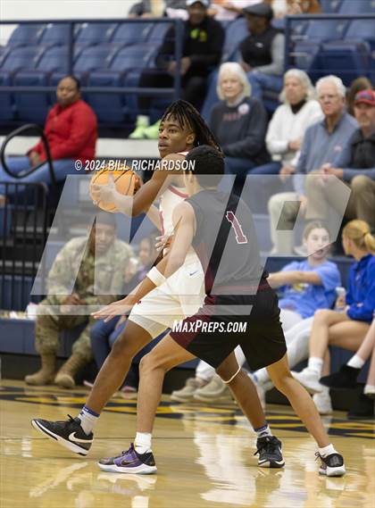 Thumbnail 2 in Jackson Prep vs. Choctaw Central photogallery.