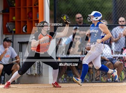 Thumbnail 1 in Freeburg vs. Waterloo (IHSA 3A Sectional Championship) photogallery.