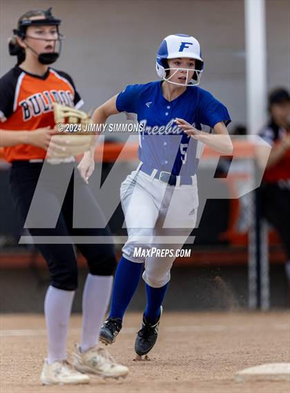 Thumbnail 1 in Freeburg vs. Waterloo (IHSA 3A Sectional Championship) photogallery.