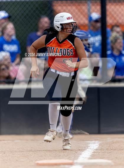 Thumbnail 2 in Freeburg vs. Waterloo (IHSA 3A Sectional Championship) photogallery.