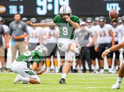 Thumbnail 2 in St. Anthony's vs. Delbarton photogallery.