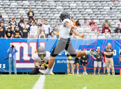 Thumbnail 2 in St. Anthony's vs. Delbarton photogallery.