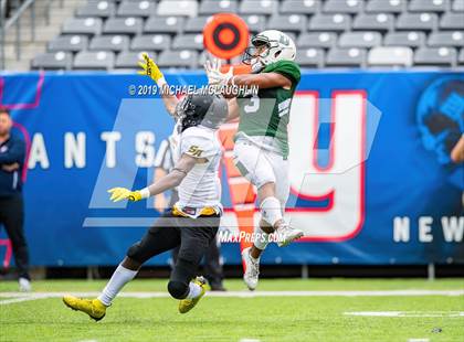 Thumbnail 3 in St. Anthony's vs. Delbarton photogallery.