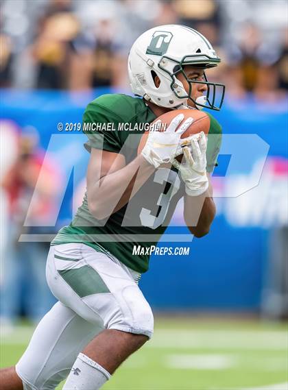 Thumbnail 1 in St. Anthony's vs. Delbarton photogallery.