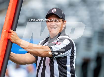 Thumbnail 2 in St. Anthony's vs. Delbarton photogallery.