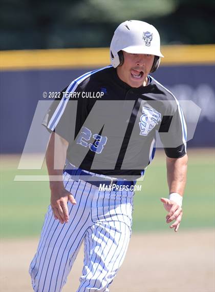 Thumbnail 3 in Fremont vs. Lone Peak (UHSAA 6A Bracket Play) photogallery.