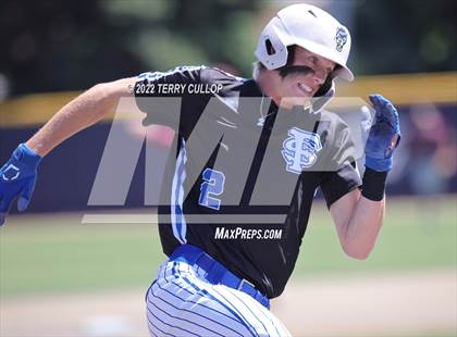 Thumbnail 3 in Fremont vs. Lone Peak (UHSAA 6A Bracket Play) photogallery.
