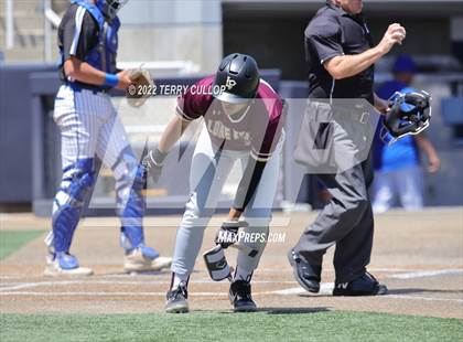 Thumbnail 2 in Fremont vs. Lone Peak (UHSAA 6A Bracket Play) photogallery.