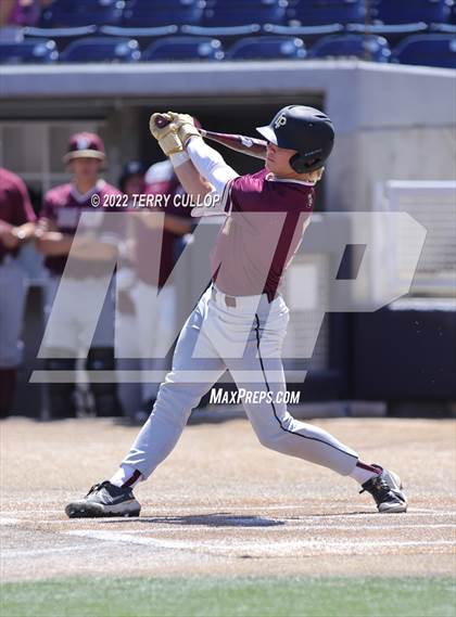 Thumbnail 3 in Fremont vs. Lone Peak (UHSAA 6A Bracket Play) photogallery.