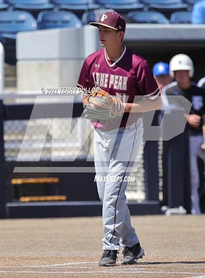 Thumbnail 1 in Fremont vs. Lone Peak (UHSAA 6A Bracket Play) photogallery.