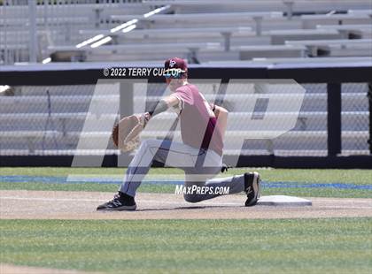 Thumbnail 3 in Fremont vs. Lone Peak (UHSAA 6A Bracket Play) photogallery.