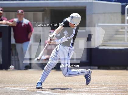 Thumbnail 2 in Fremont vs. Lone Peak (UHSAA 6A Bracket Play) photogallery.