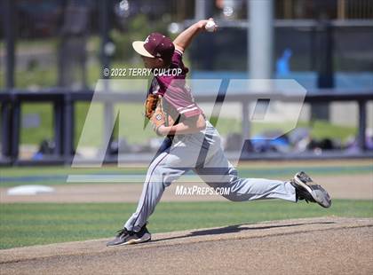 Thumbnail 3 in Fremont vs. Lone Peak (UHSAA 6A Bracket Play) photogallery.