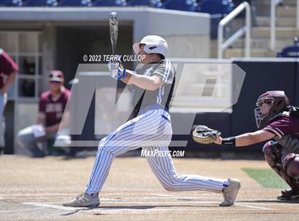 Thumbnail 2 in Fremont vs. Lone Peak (UHSAA 6A Bracket Play) photogallery.