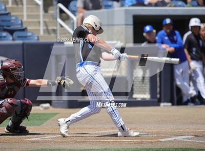 Thumbnail 3 in Fremont vs. Lone Peak (UHSAA 6A Bracket Play) photogallery.