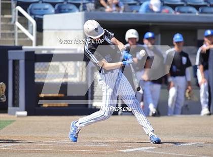 Thumbnail 2 in Fremont vs. Lone Peak (UHSAA 6A Bracket Play) photogallery.