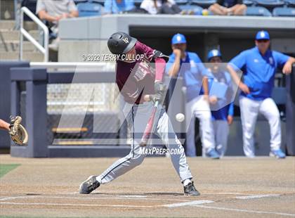 Thumbnail 2 in Fremont vs. Lone Peak (UHSAA 6A Bracket Play) photogallery.
