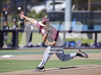 Thumbnail 3 in Fremont vs. Lone Peak (UHSAA 6A Bracket Play) photogallery.