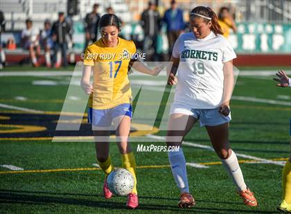 Thumbnail 2 in Brawley vs. Lincoln (CIF SDS D5 Final) photogallery.