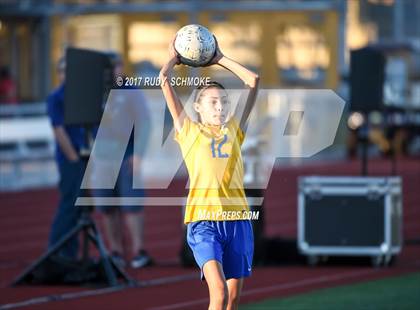 Thumbnail 2 in Brawley vs. Lincoln (CIF SDS D5 Final) photogallery.