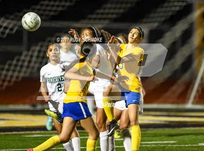 Thumbnail 1 in Brawley vs. Lincoln (CIF SDS D5 Final) photogallery.