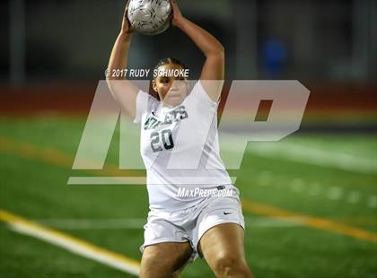 Thumbnail 3 in Brawley vs. Lincoln (CIF SDS D5 Final) photogallery.