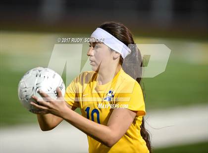 Thumbnail 3 in Brawley vs. Lincoln (CIF SDS D5 Final) photogallery.