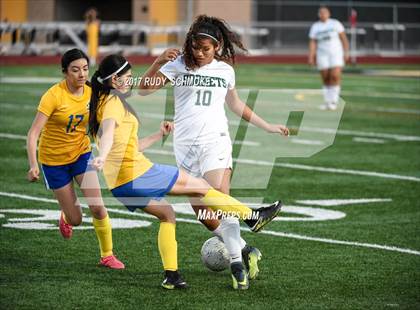 Thumbnail 3 in Brawley vs. Lincoln (CIF SDS D5 Final) photogallery.