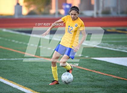 Thumbnail 1 in Brawley vs. Lincoln (CIF SDS D5 Final) photogallery.