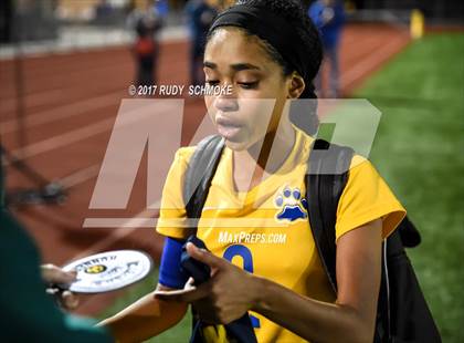 Thumbnail 1 in Brawley vs. Lincoln (CIF SDS D5 Final) photogallery.