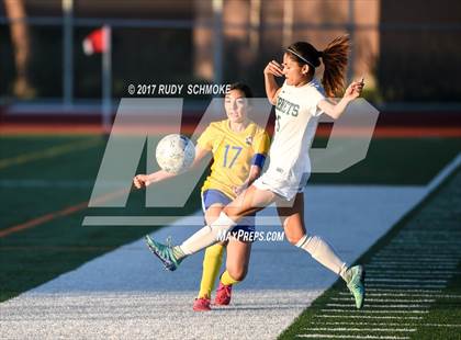 Thumbnail 3 in Brawley vs. Lincoln (CIF SDS D5 Final) photogallery.