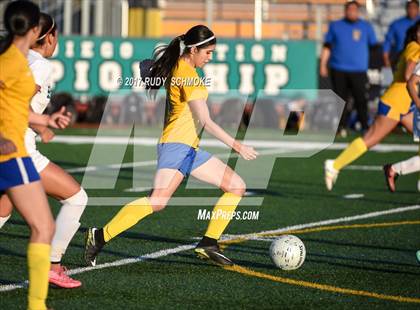 Thumbnail 2 in Brawley vs. Lincoln (CIF SDS D5 Final) photogallery.