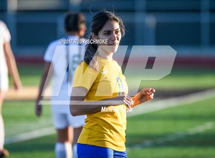 Thumbnail 2 in Brawley vs. Lincoln (CIF SDS D5 Final) photogallery.