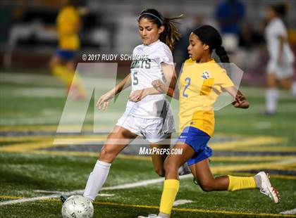 Thumbnail 2 in Brawley vs. Lincoln (CIF SDS D5 Final) photogallery.