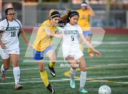 Thumbnail 1 in Brawley vs. Lincoln (CIF SDS D5 Final) photogallery.