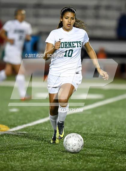 Thumbnail 1 in Brawley vs. Lincoln (CIF SDS D5 Final) photogallery.