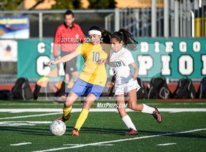 Thumbnail 2 in Brawley vs. Lincoln (CIF SDS D5 Final) photogallery.
