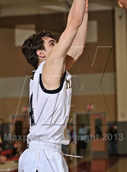 Thumbnail 2 in La Costa Canyon vs. Colton (MaxPreps Holiday Classic) photogallery.