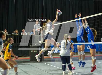 Thumbnail 1 in Hedgesville vs. Morgantown (WVSSAC Class AAAA Final) photogallery.