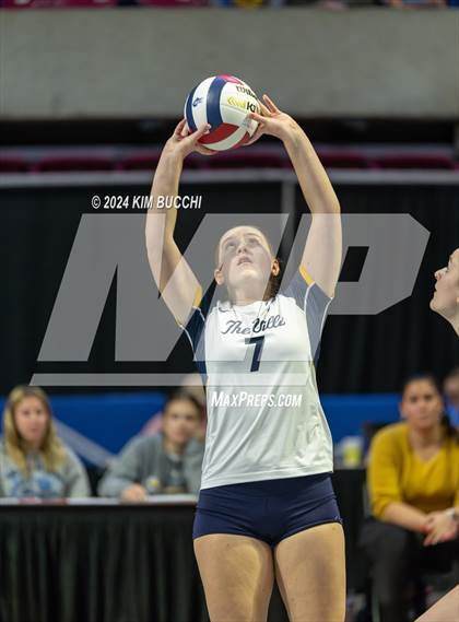 Thumbnail 1 in Hedgesville vs. Morgantown (WVSSAC Class AAAA Final) photogallery.