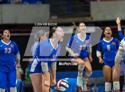 Thumbnail 2 in Hedgesville vs. Morgantown (WVSSAC Class AAAA Final) photogallery.