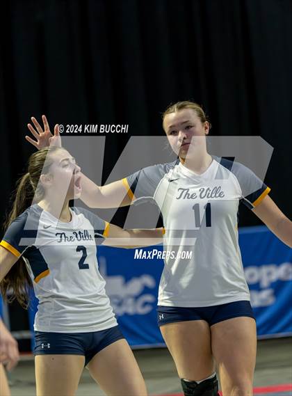 Thumbnail 2 in Hedgesville vs. Morgantown (WVSSAC Class AAAA Final) photogallery.