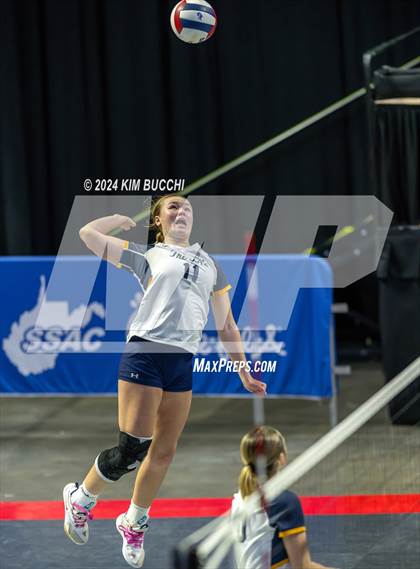 Thumbnail 2 in Hedgesville vs. Morgantown (WVSSAC Class AAAA Final) photogallery.