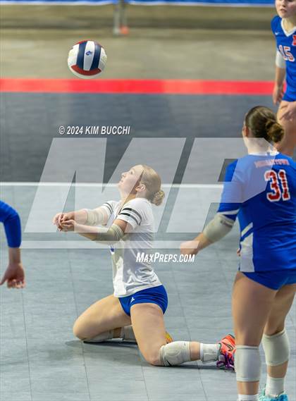 Thumbnail 1 in Hedgesville vs. Morgantown (WVSSAC Class AAAA Final) photogallery.